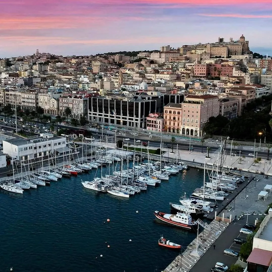 Lu House Appartamento Bastione Cagliari Italy